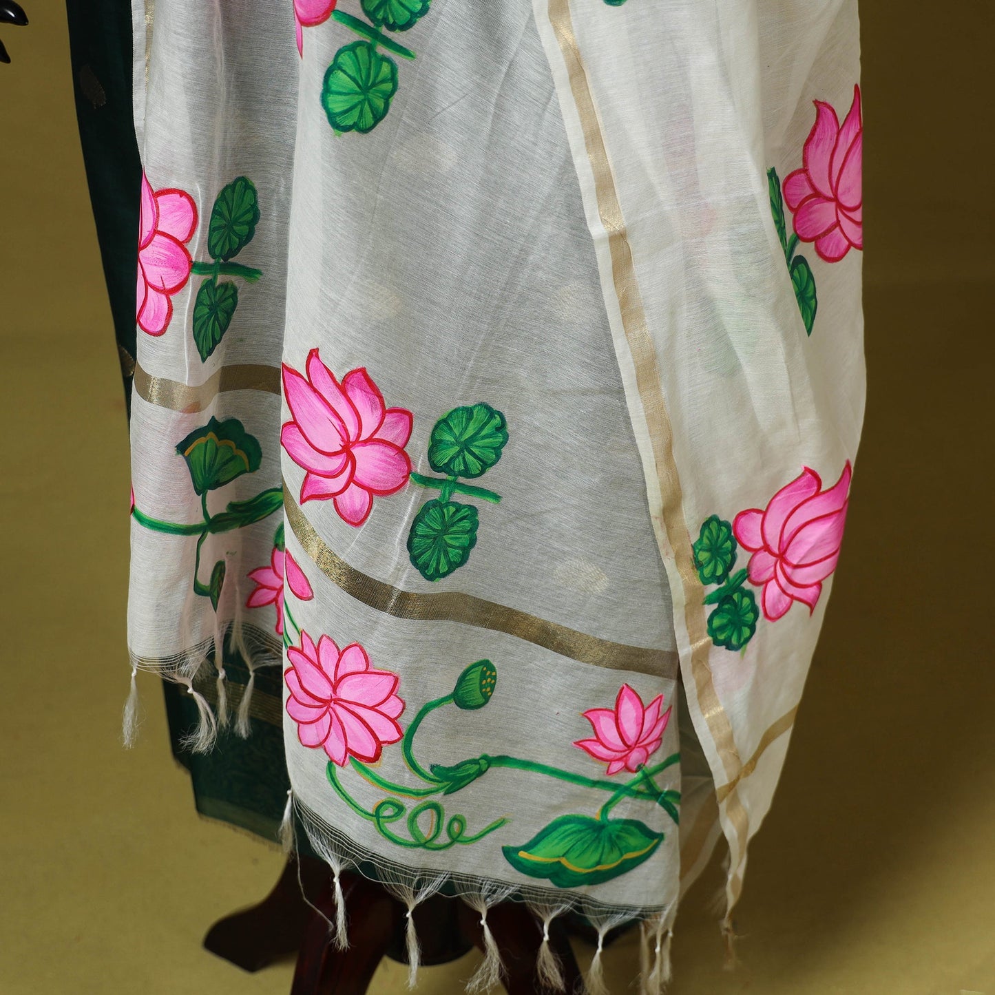 White - chanderi silk handpainted pichwai dupatta 02