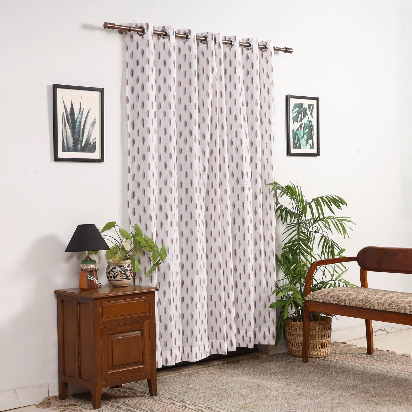 White - cotton door pochampally ikat curtain (7 x 3 feet)