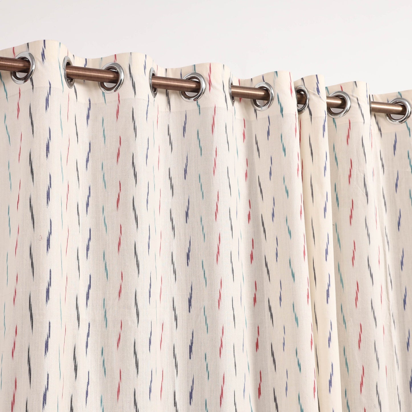 White - cotton door pochampally ikat curtain (7 x 3 feet)