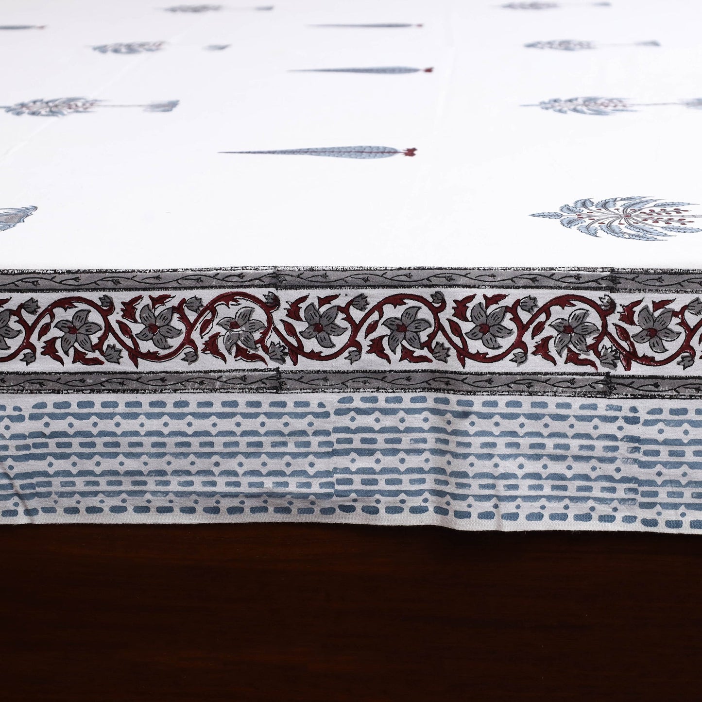 Cotton double sanganeri bed sheet set (108 x 90 in) 01