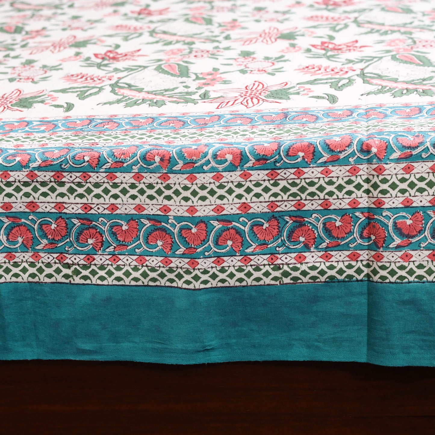 White - cotton double sanganeri bed sheet set (108 x 90 in)