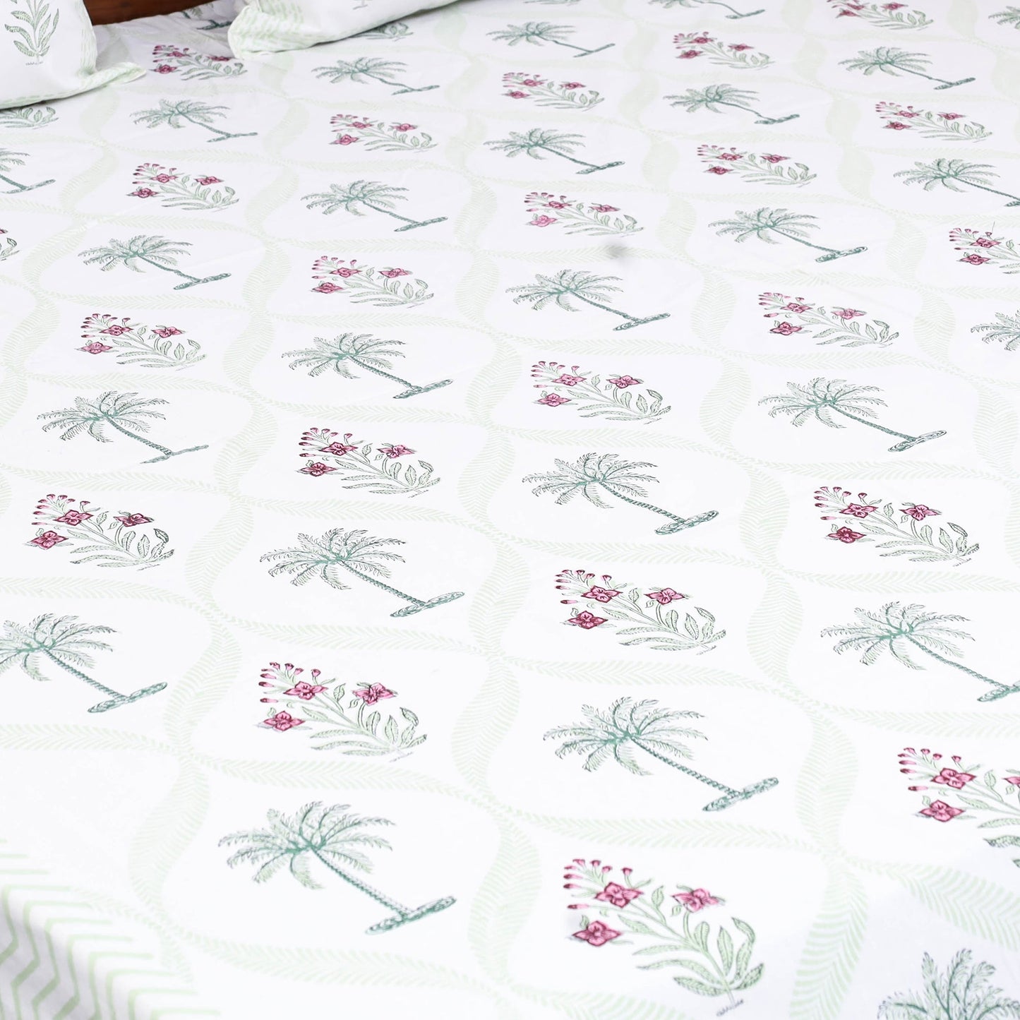 Cotton double sanganeri bed sheet set (108 x 90 in) 05