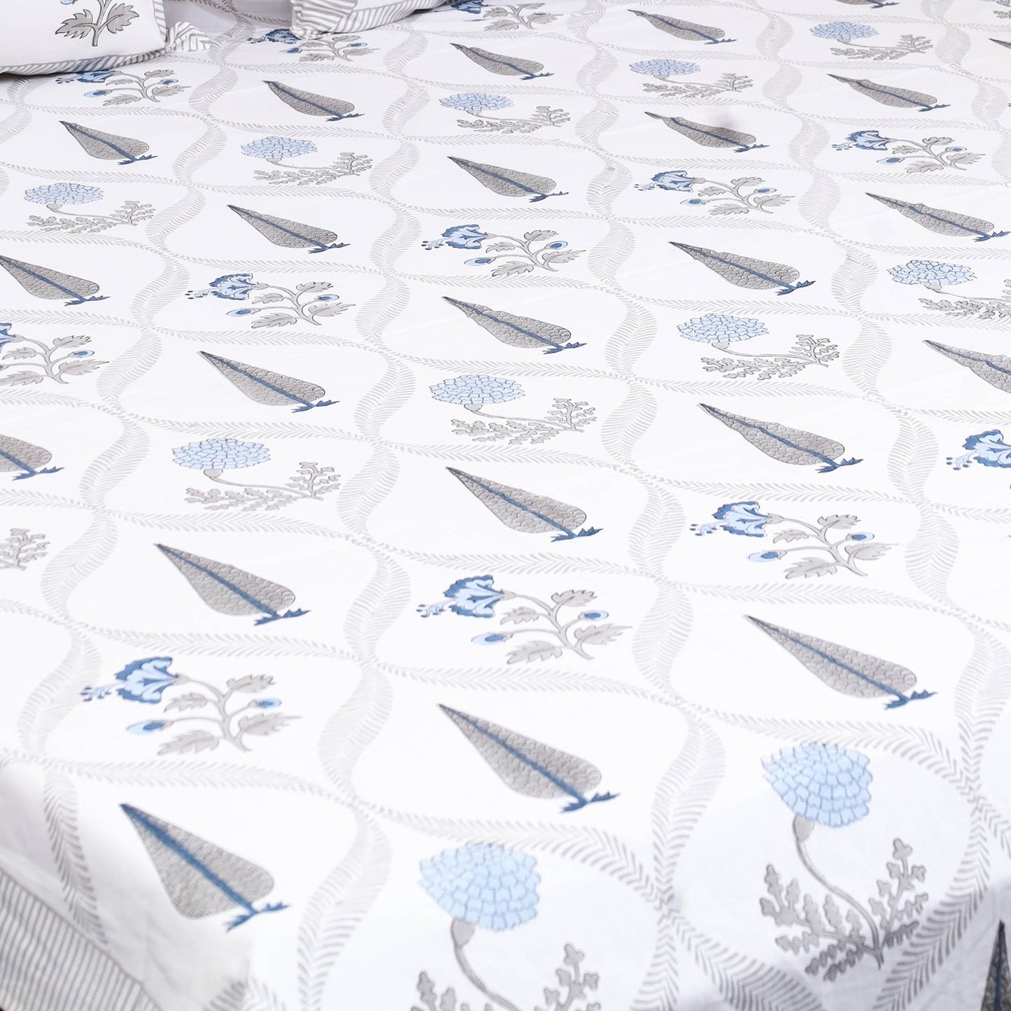 Cotton double sanganeri bed sheet set (108 x 90 in) 07