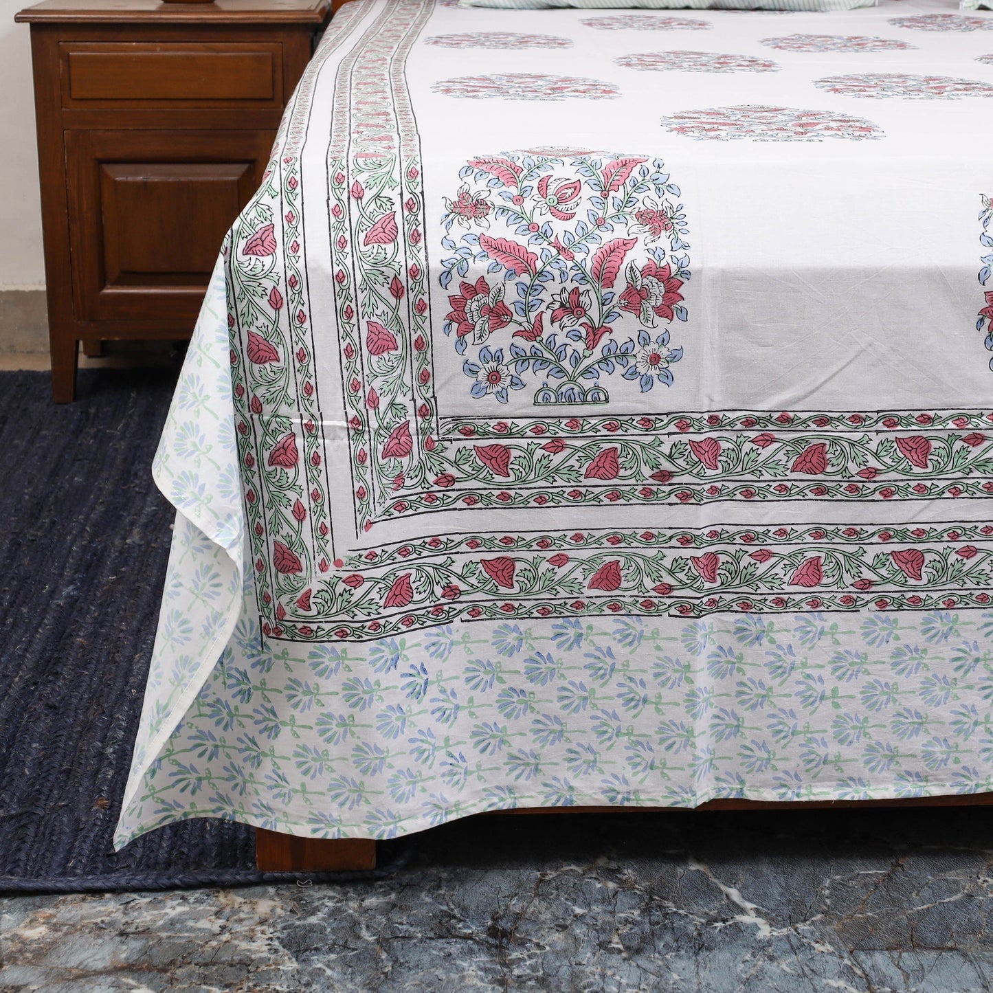 Cotton double sanganeri bed sheet set (108 x 90 in) 09