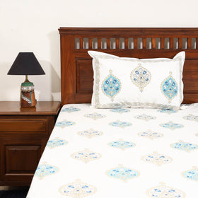 White - cotton double sanganeri bed sheet set (108 x 90 in)