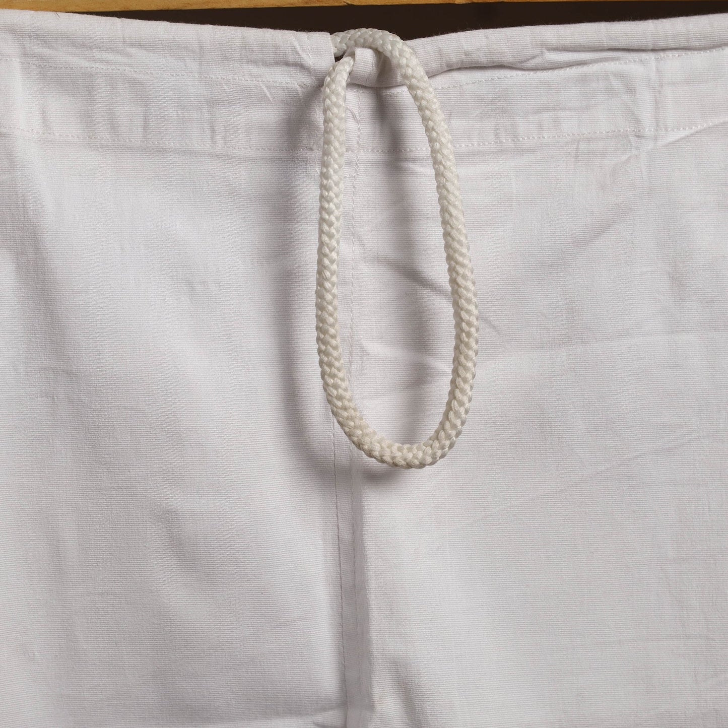 White - cotton hand embroidery chikankari short 05