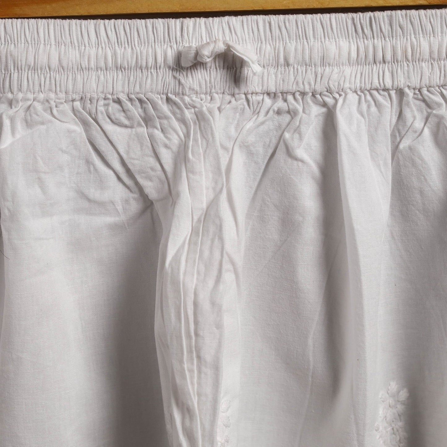 Buy White Cotton Hand Embroidery Chikankari Short