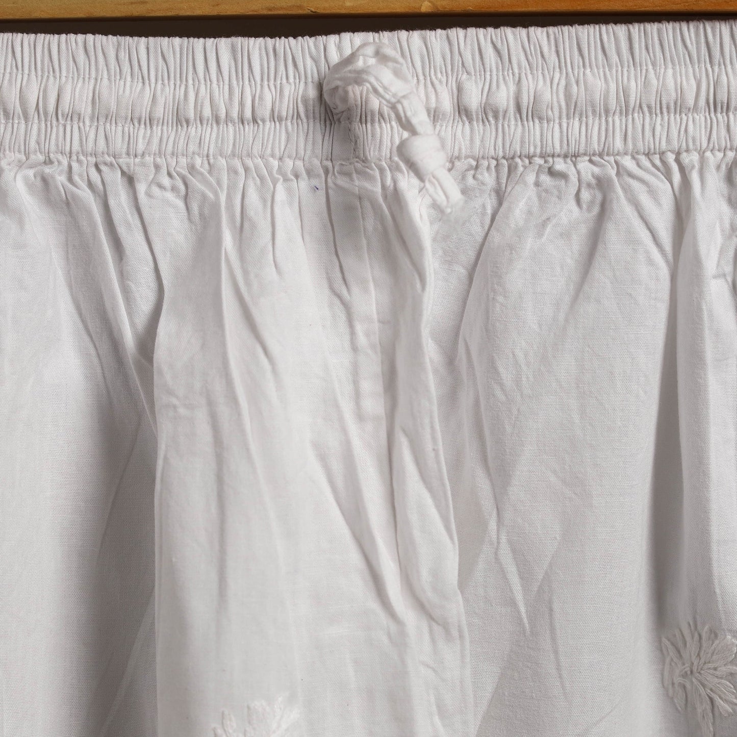 Buy White Cotton Hand Embroidery Chikankari Short