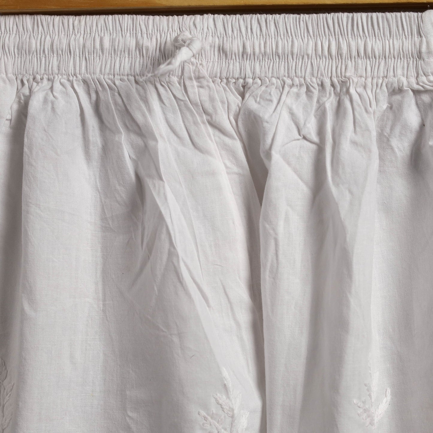 White - cotton hand embroidery chikankari short 37