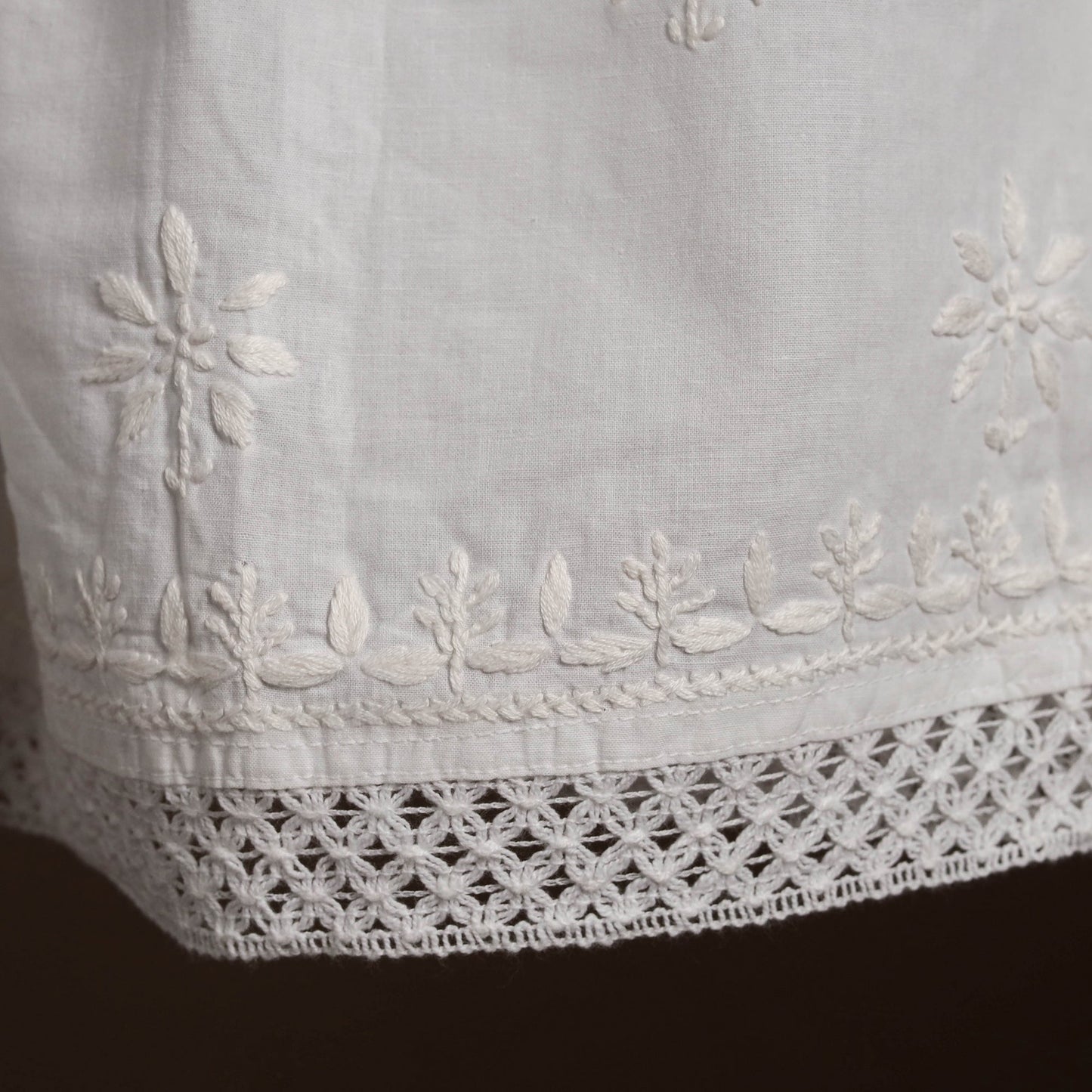  White Cotton Hand Embroidery Chikankari Short