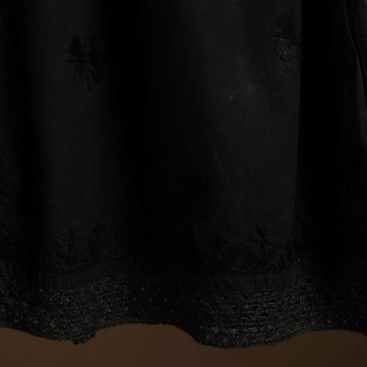 Buy White Cotton Hand Embroidery Chikankari Short