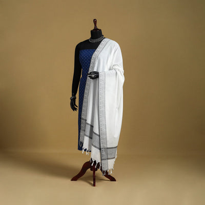 White - cotton jacquard dupatta with thread border 26