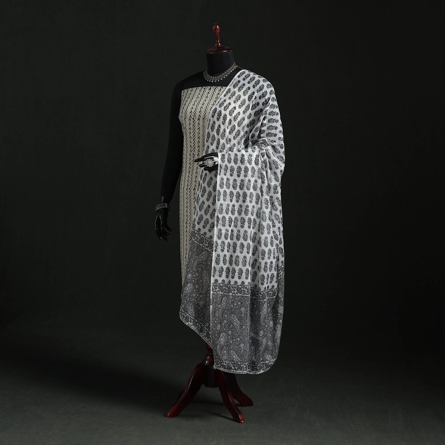 Cotton jaipur printed dupatta 38 - handcrafted