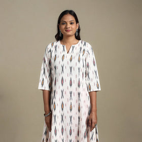 White - cotton a-line pochampally ikat kurta 04