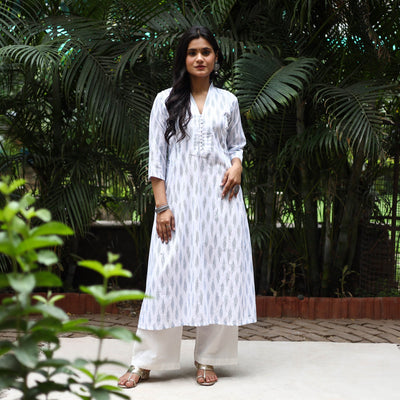 White Cotton A-Line Pochampally Ikat Kurta for women