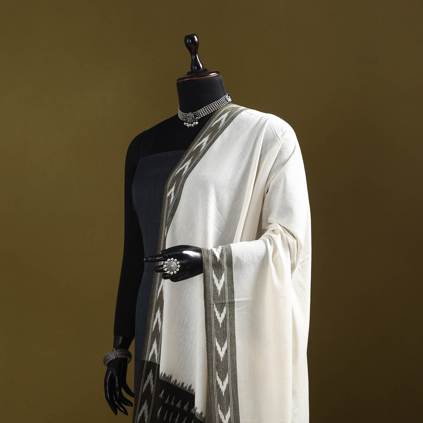 White - cotton pochampally ikat dupatta 25 - handcrafted