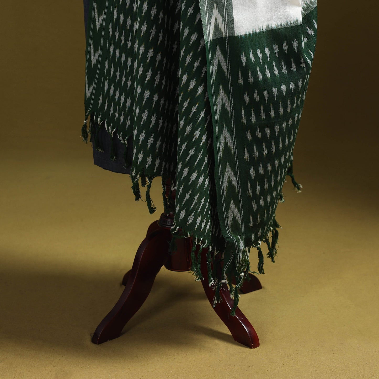 White - cotton pochampally ikat dupatta 27 - handcrafted