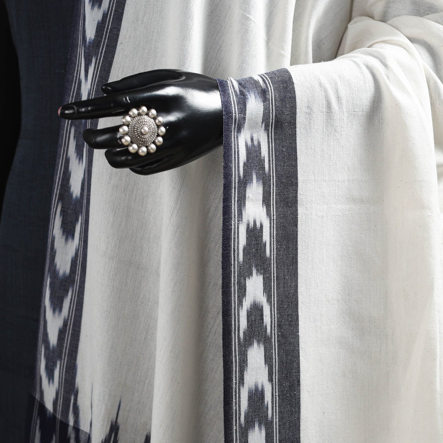 White - cotton pochampally ikat dupatta 28 - handcrafted