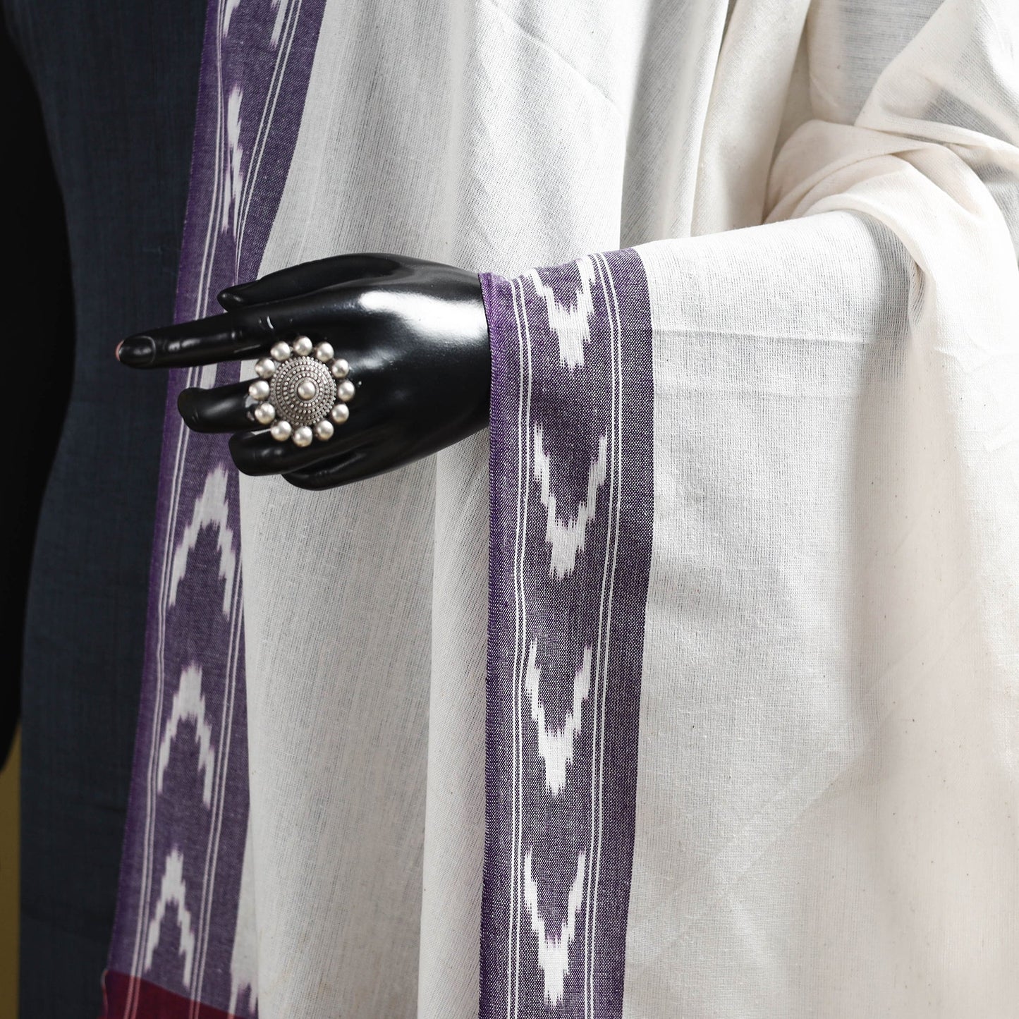 White - cotton pochampally ikat dupatta 30 - handcrafted