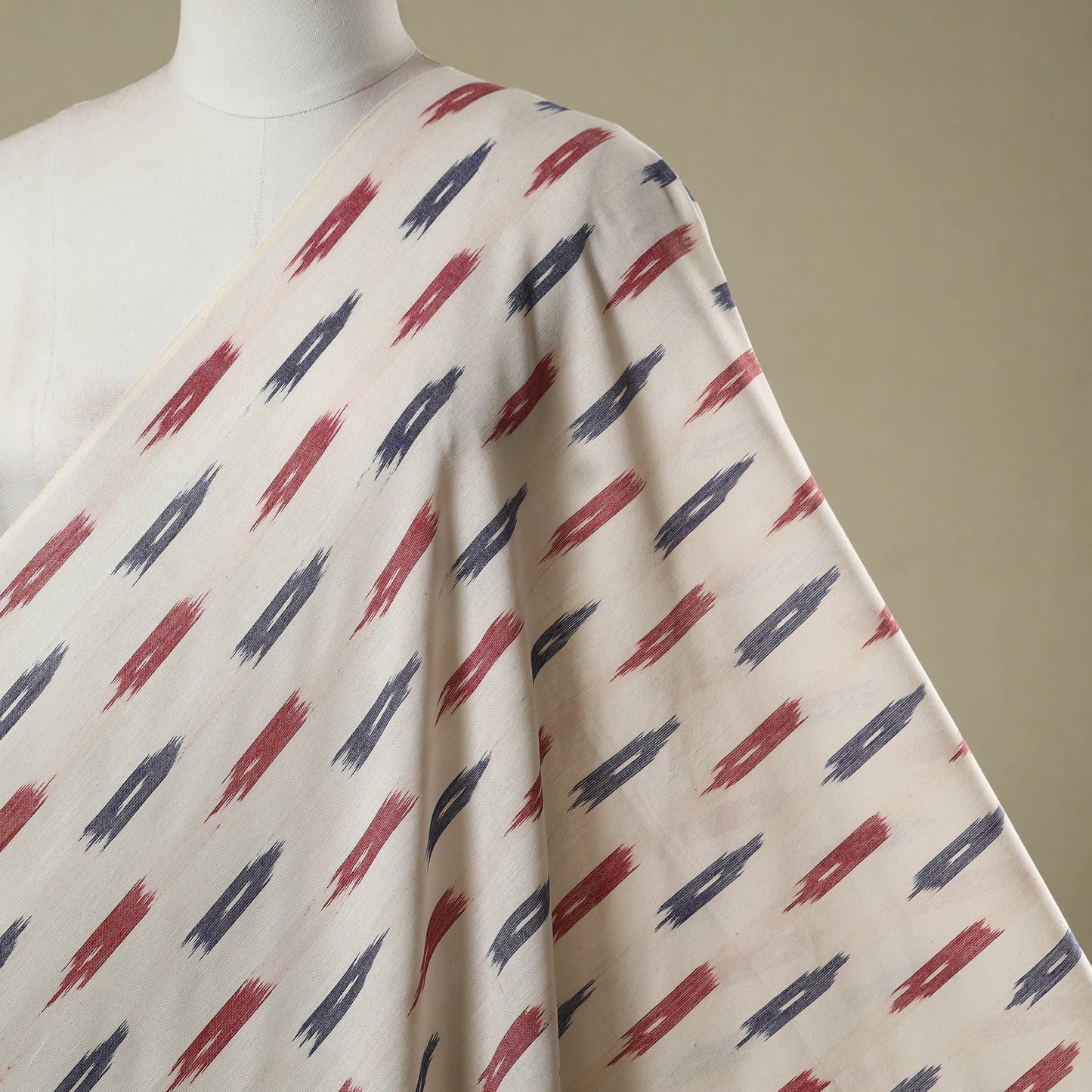 Cotton pochampally ikat fabric 01 - handcrafted