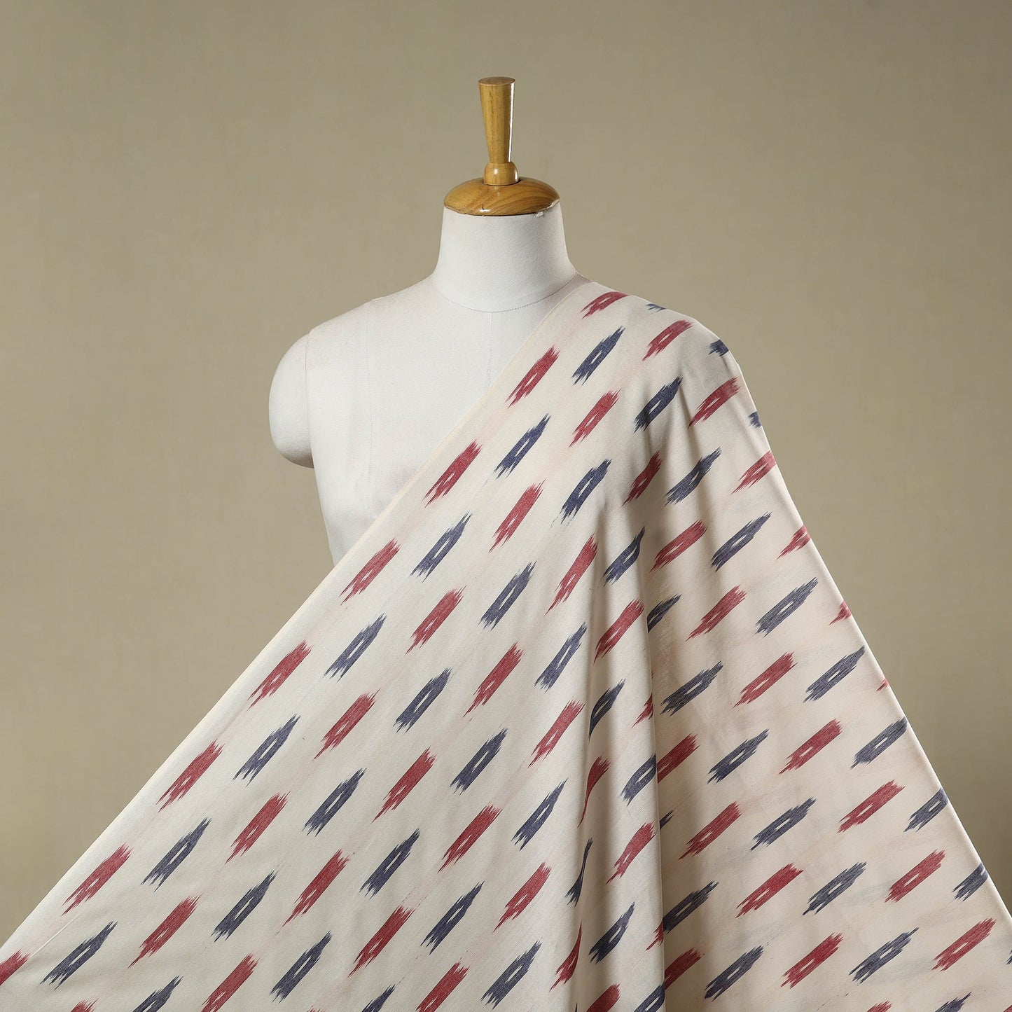 Cotton pochampally ikat fabric 01 - handcrafted