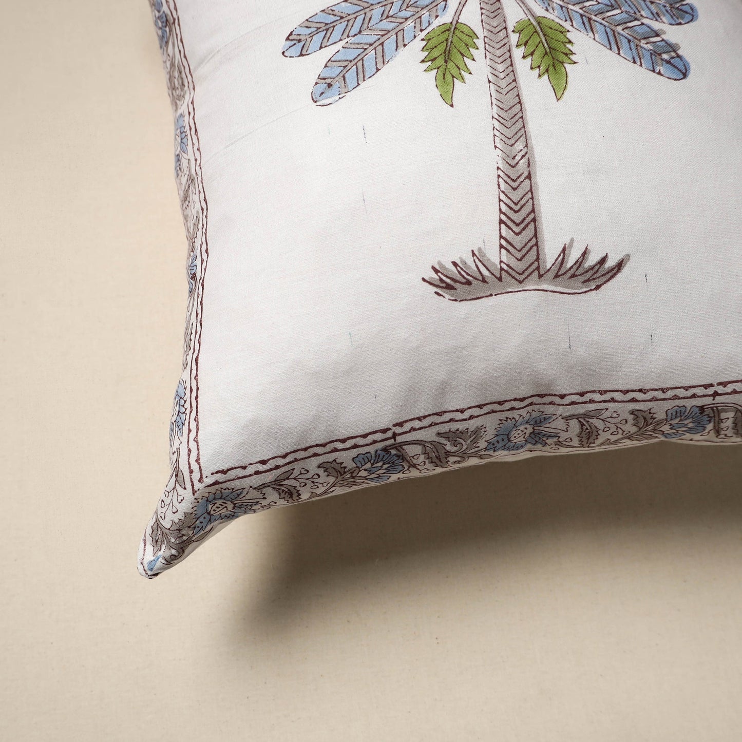 Cotton sanganeri cushion cover (16 x 16 in) 09 - handcrafted