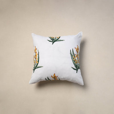 Cotton sanganeri cushion cover (16 x 16 in) 102
