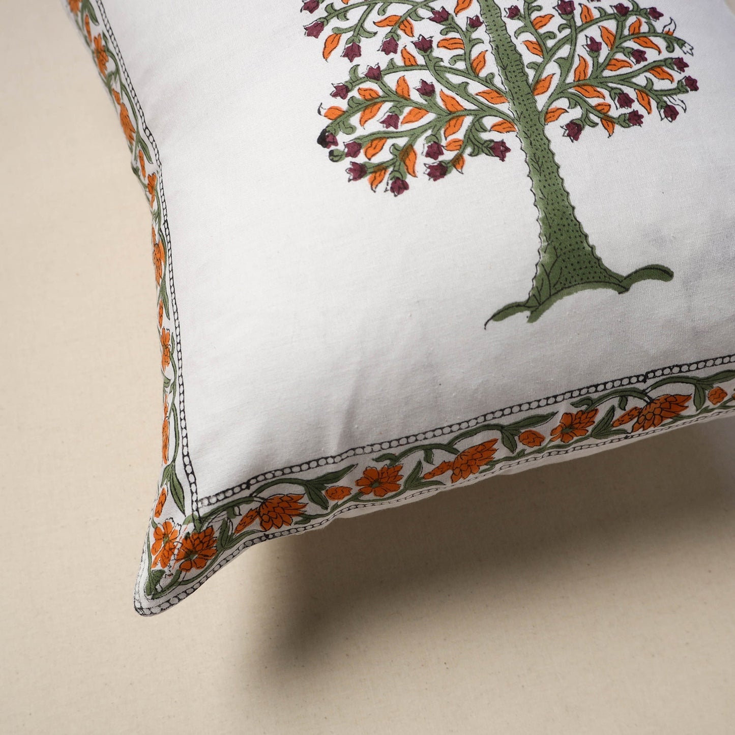Cotton sanganeri cushion cover (16 x 16 in) 114