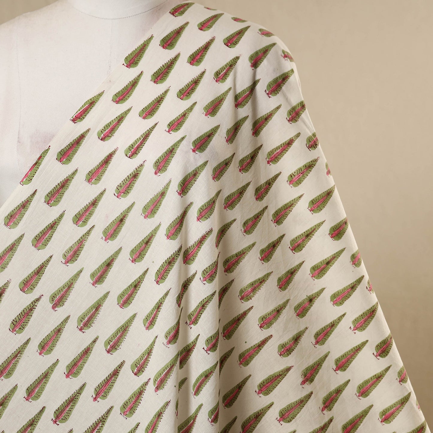 White - cotton sanganeri fabric 11 - handcrafted