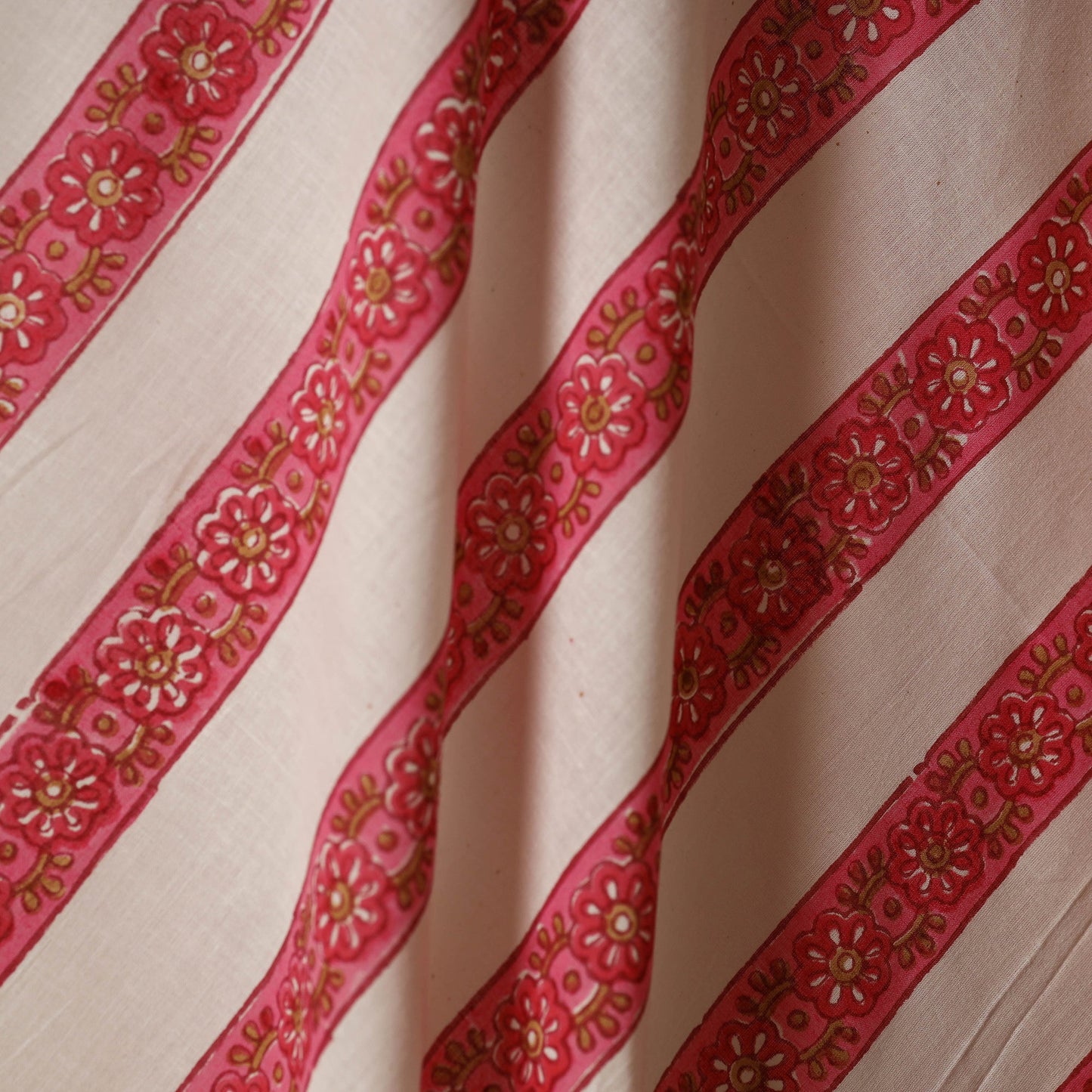 White - cotton sanganeri fabric 14 - handcrafted