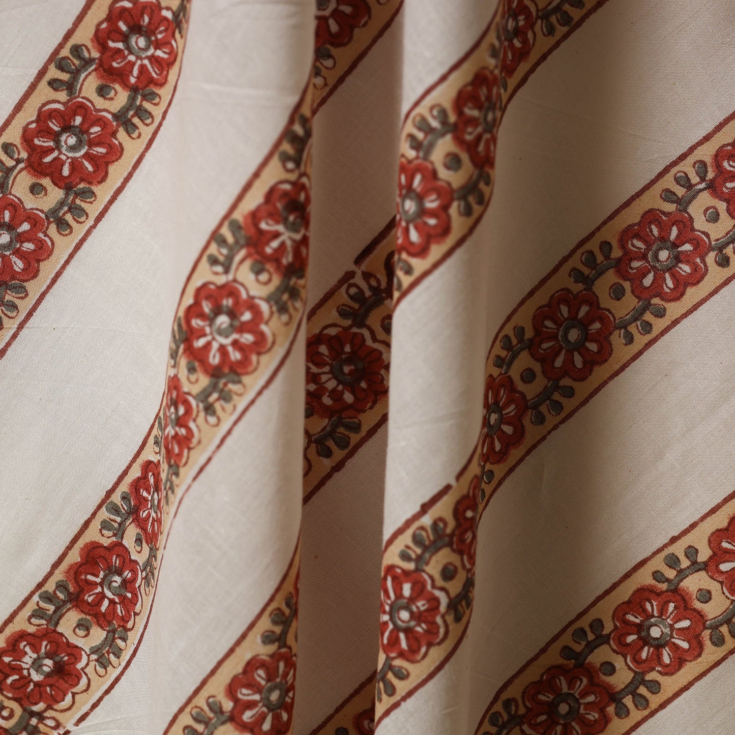 White - cotton sanganeri fabric 15 - handcrafted
