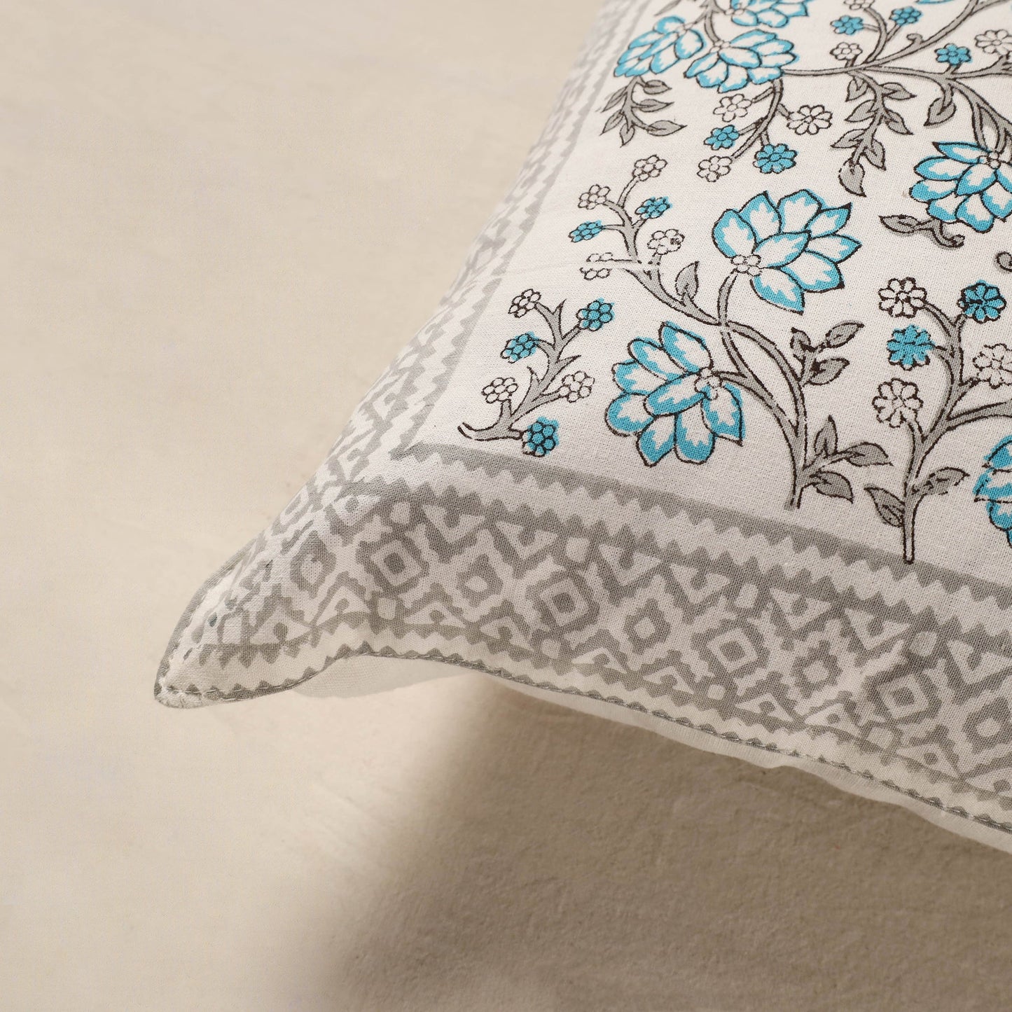 White - cotton sanganeri floral cushion cover (16 x 16 in)