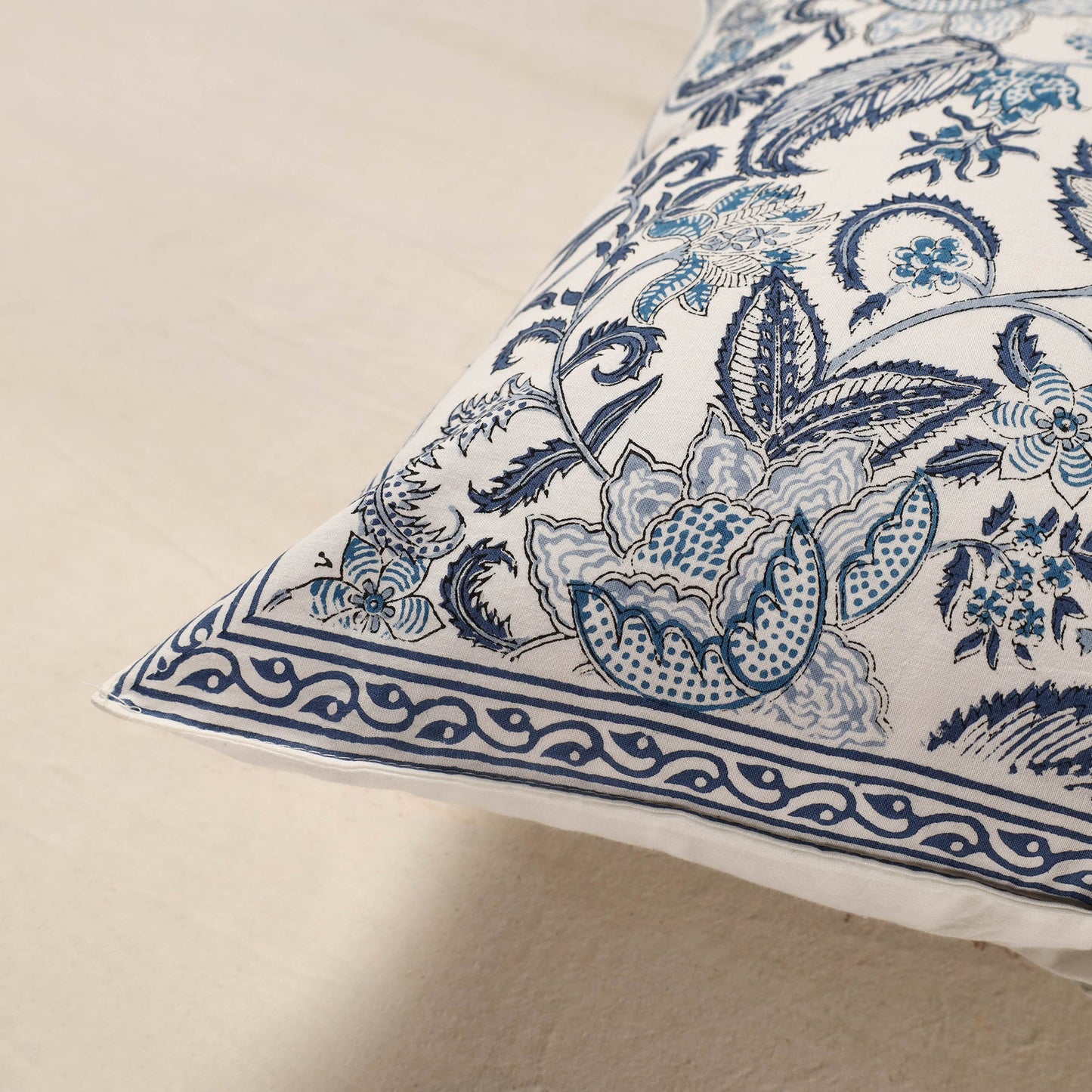 White - cotton sanganeri floral cushion cover (16 x 16 in)