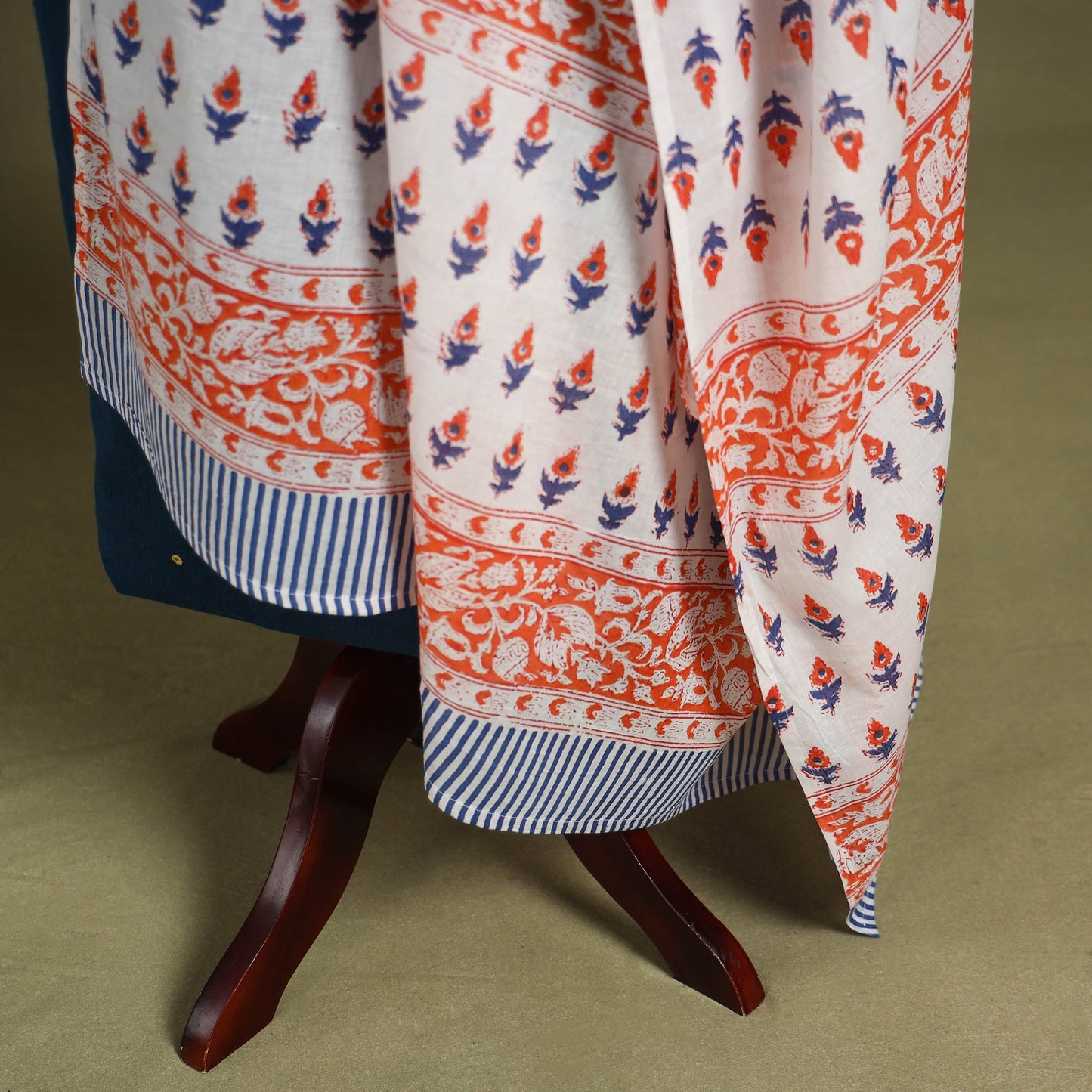 White - cotton sanganeri floral dupatta 09 - handcrafted