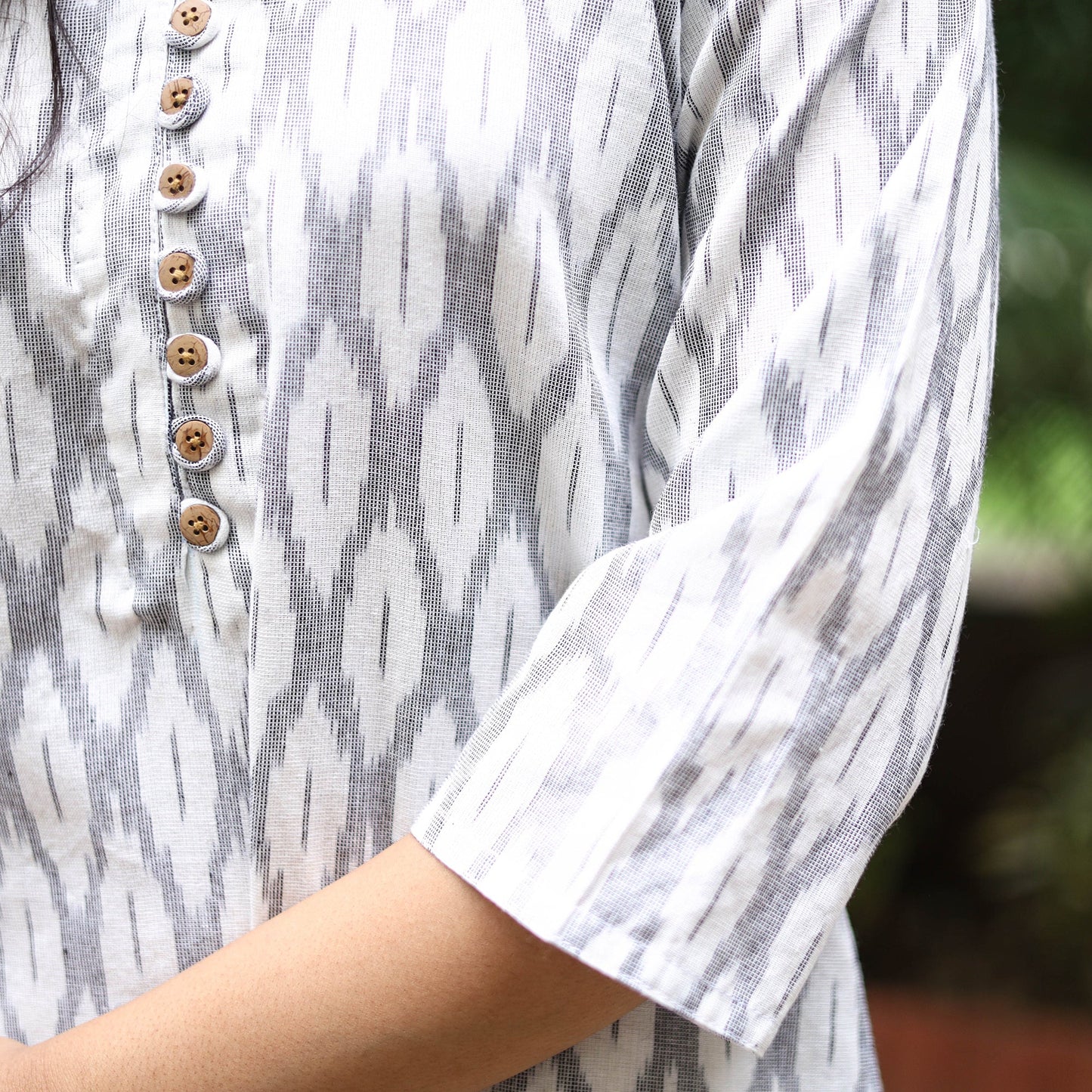 White Cotton Straight Pochampally Ikat Kurta for women