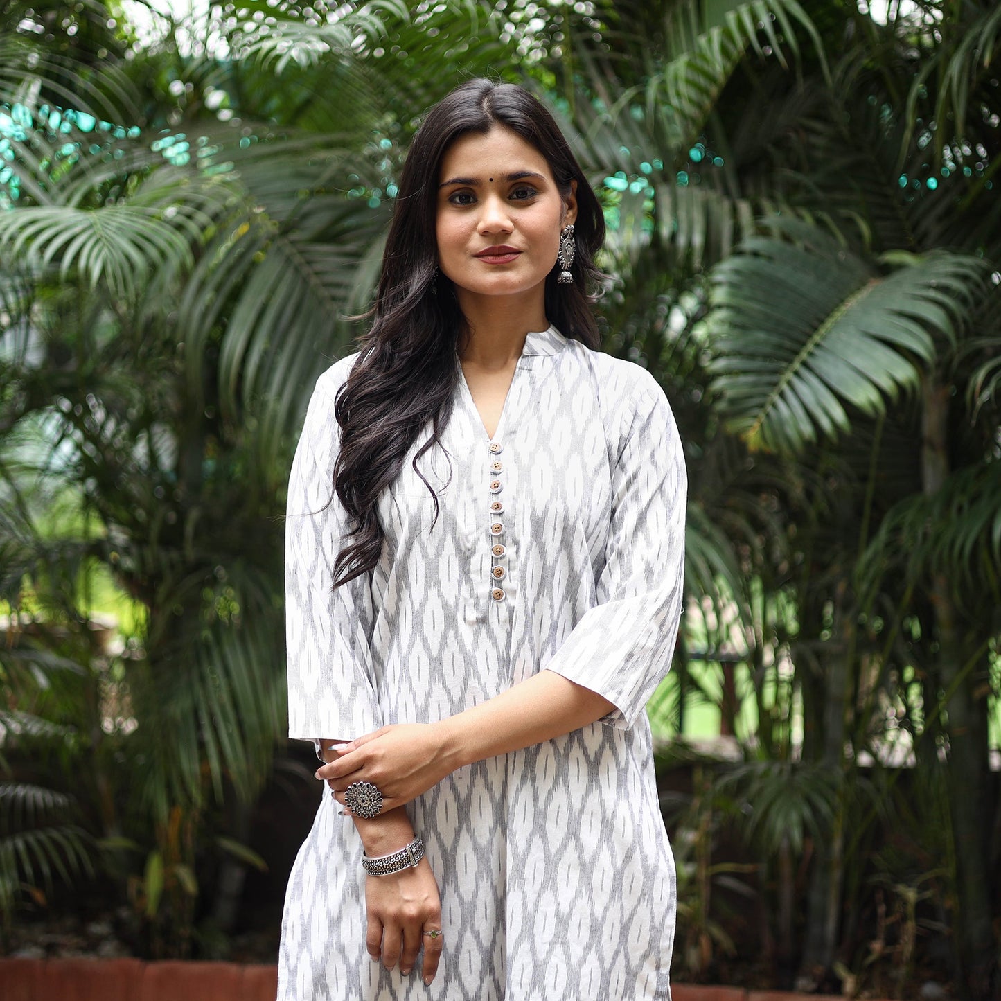 White Cotton Straight Pochampally Ikat Kurta for women