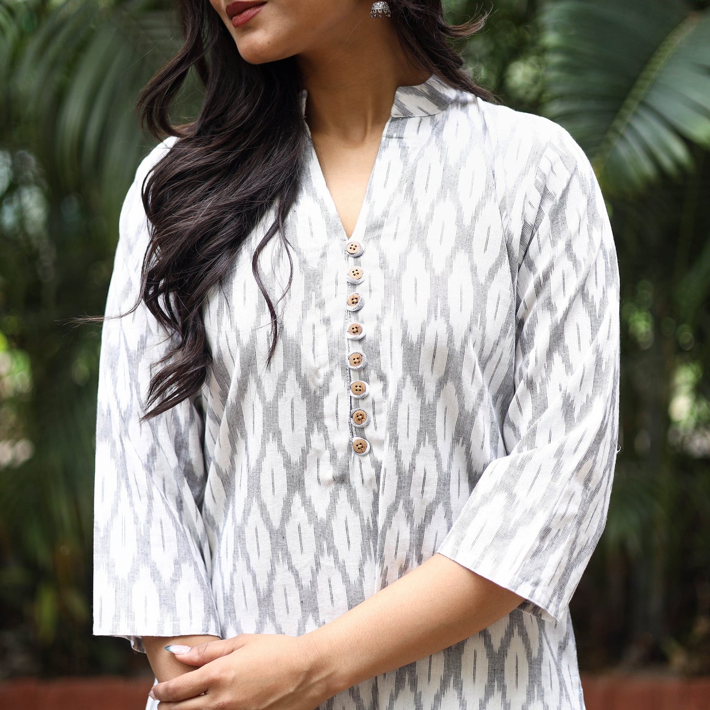 White Cotton Straight Pochampally Ikat Kurta for women