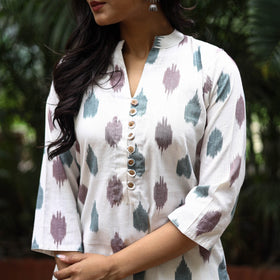 White - cotton straight pochampally ikat kurta 14