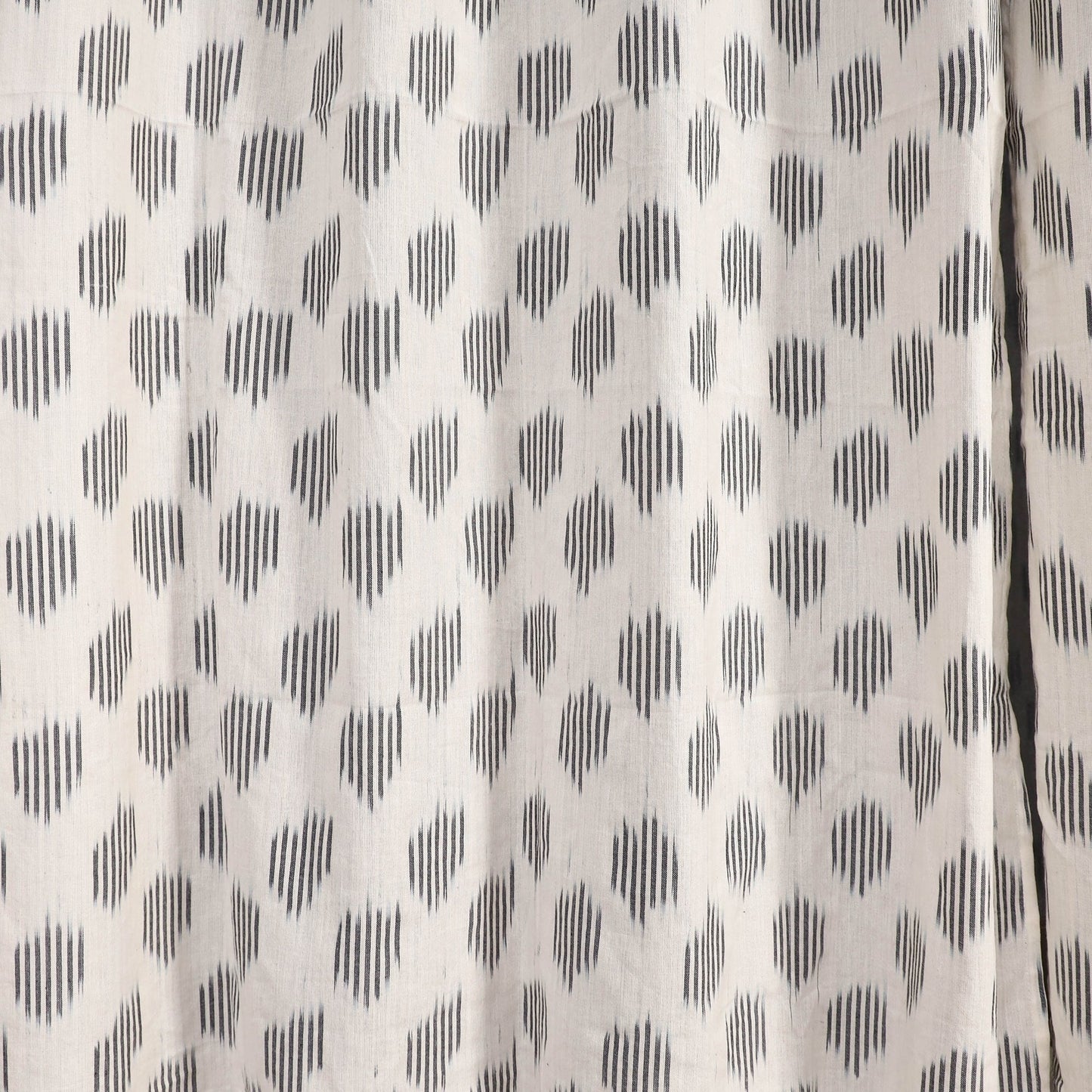 White - cotton window pochampally ikat curtain (5 x 3 feet)