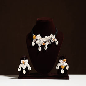 Buy Fabart Phool Kali Shell Choker Necklace Set 