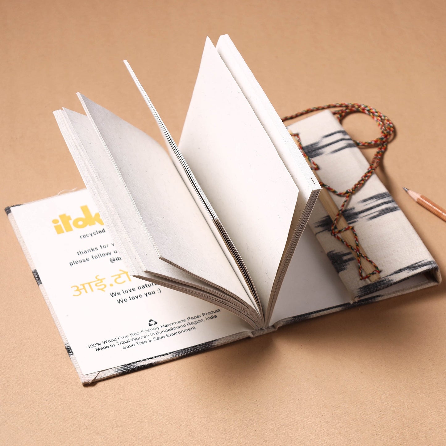  Fabric Cover Handmade Paper Notebook with Thread Lock 