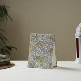 White - fabric embellished handmade photo frame (8 x 6 in)