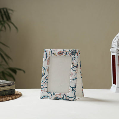 White - fabric embellished handmade photo frame (8 x 6 in)