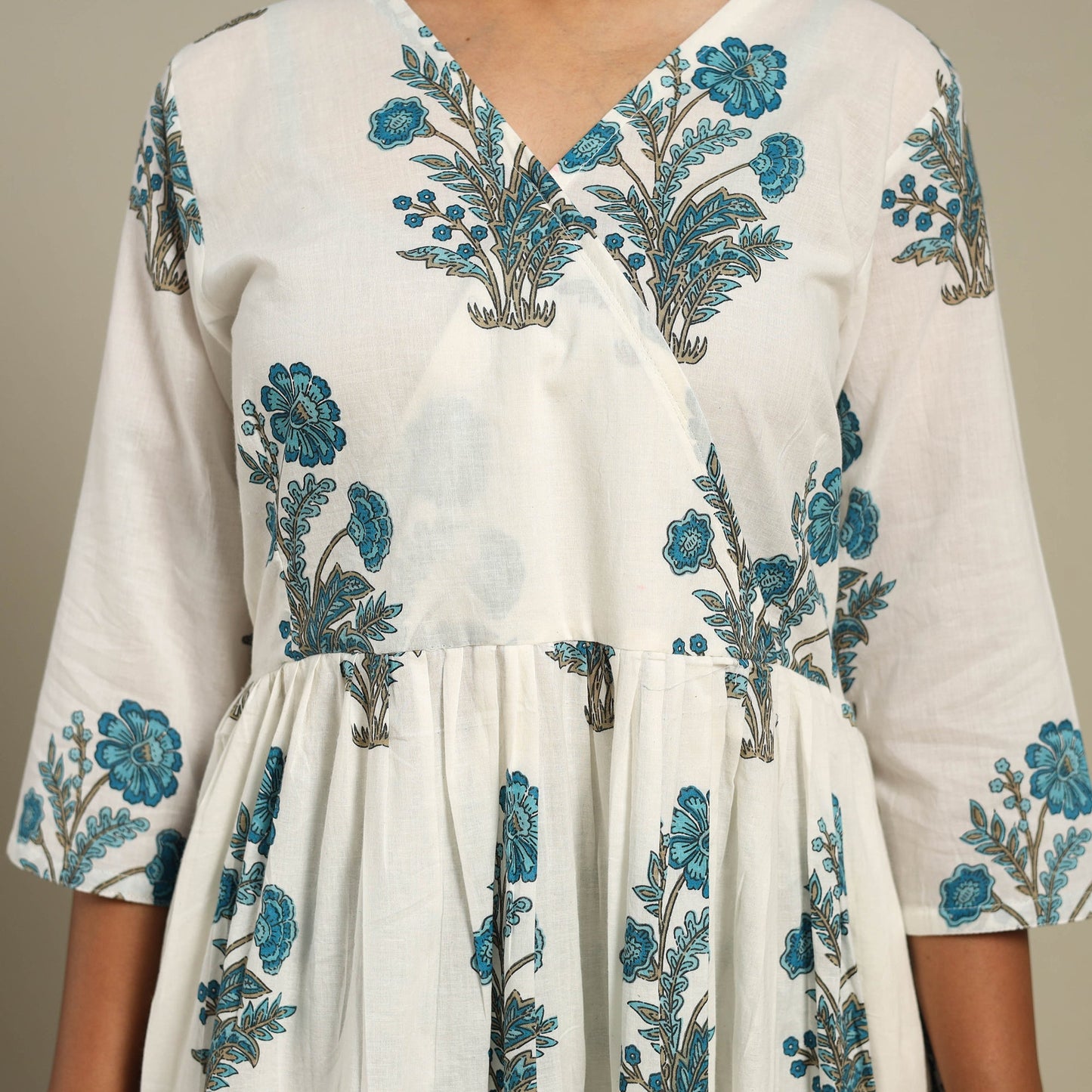 White - flared cotton jaipur kurta set (set of 2) 08