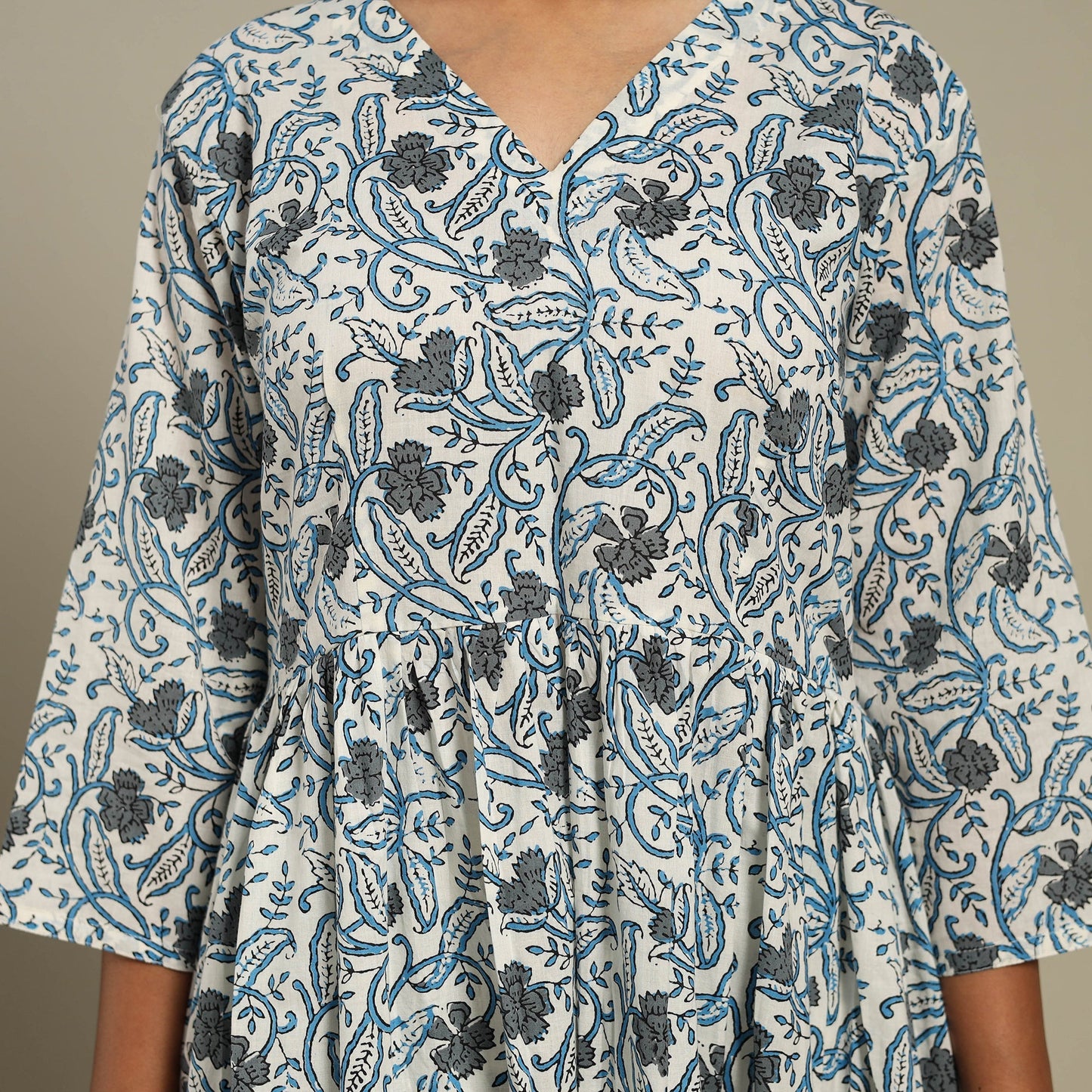 White Flared Cotton Jaipur Print Kurta Set (Set of 2)