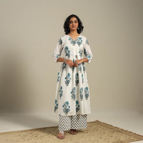 White - flared cotton jaipur kurta set (set of 2) 08