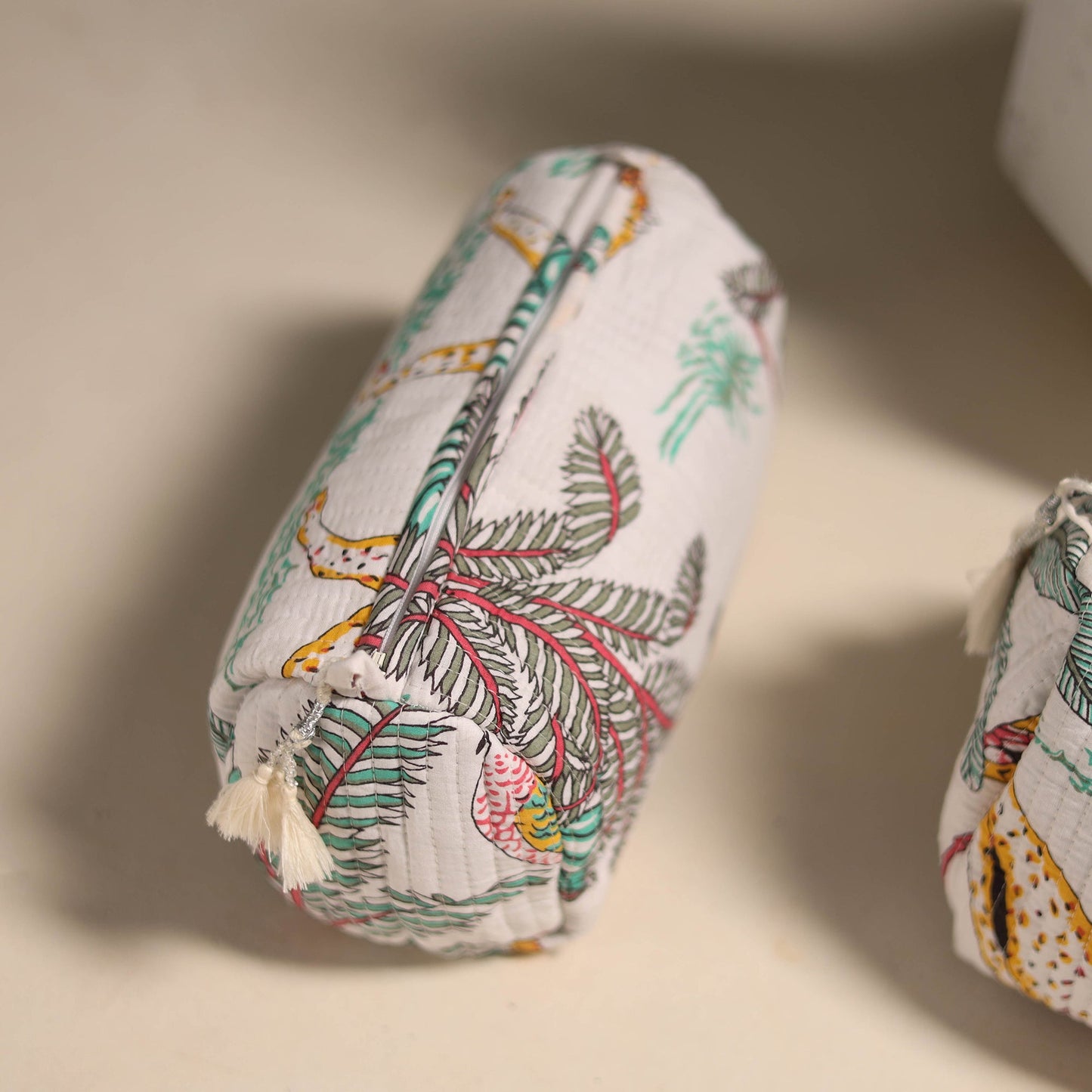 White - floral hand quilted toiletry bags (set of 3) 23