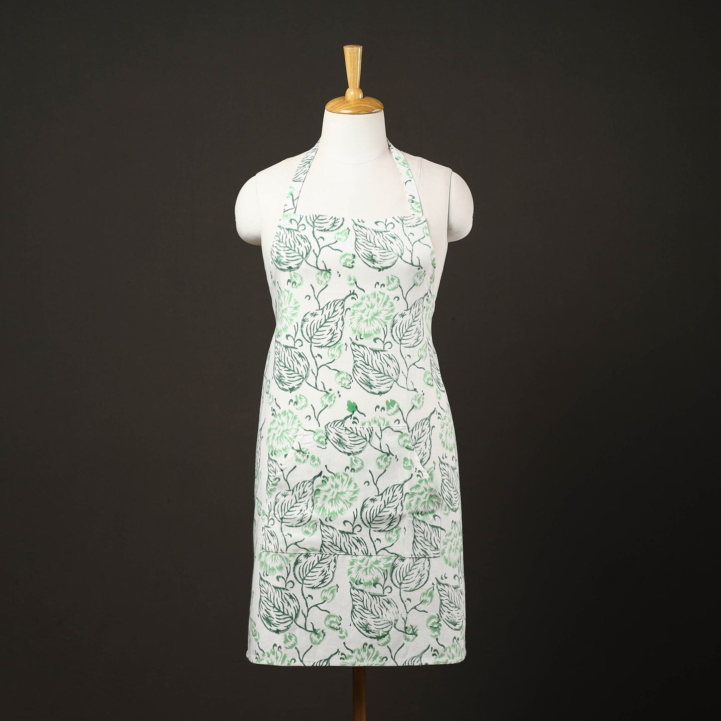 White - floral sanganeri cotton apron with pocket 04