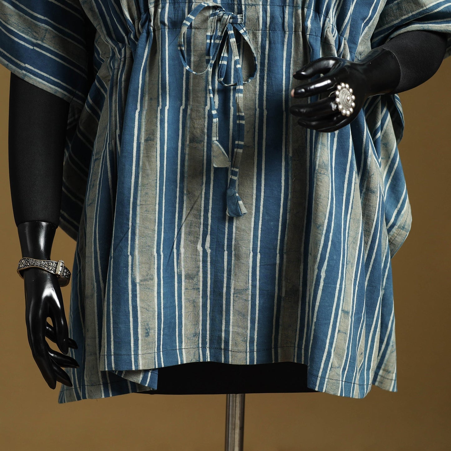 Hand akola short kaftan with tie-up waist 34 - handcrafted