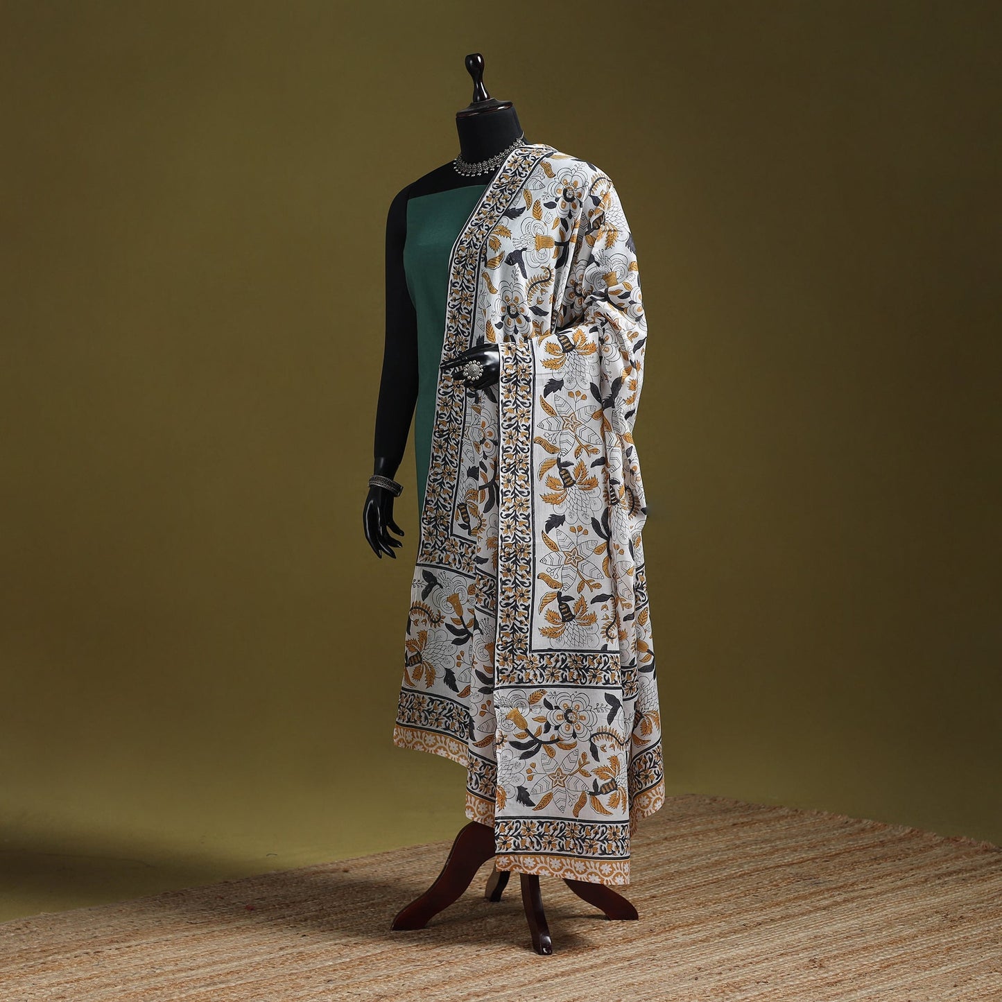 Hand cotton sanganeri floral dupatta 31 - handcrafted